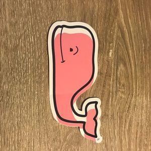 RARE MISPRINTED VINEYARD VINES STICKER